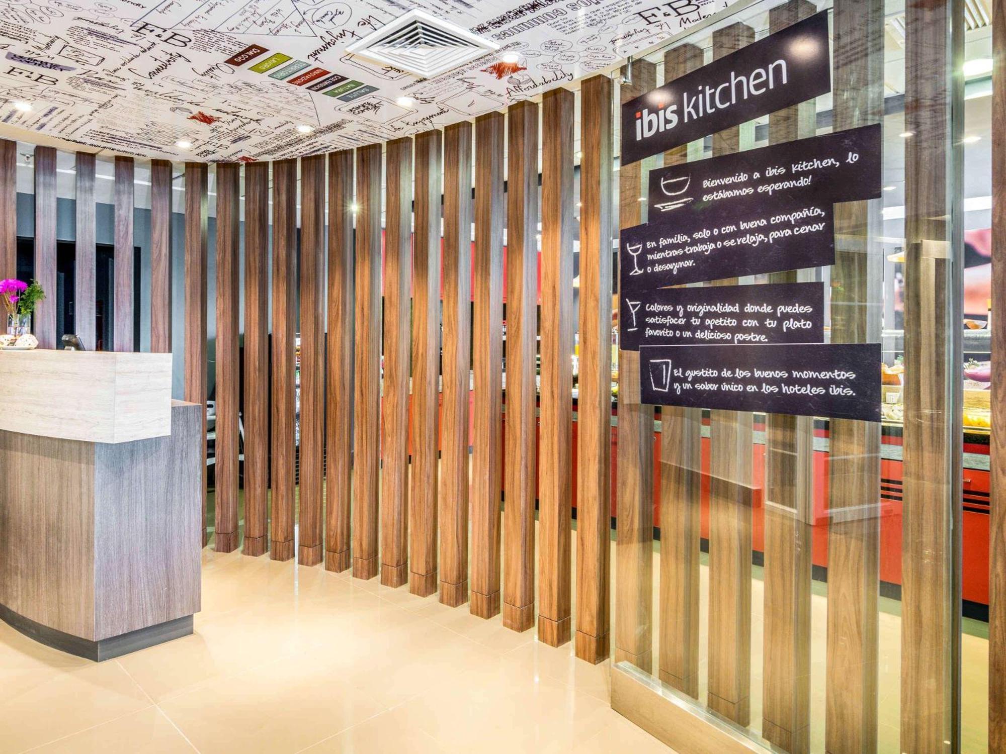 Ibis Puerto Montt酒店 外观 照片